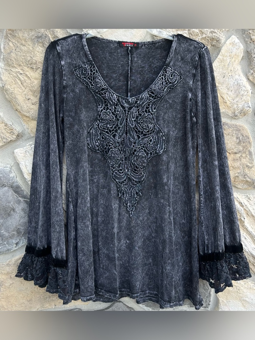 T Party Blouse Top Size M Gray Embroidered Boho Whimsigoth Dark Romantic Western